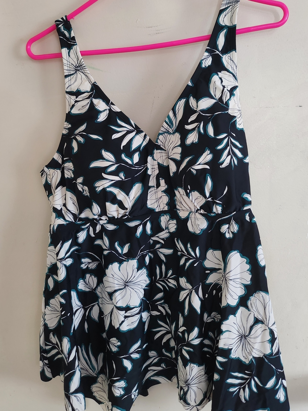 Black Floral Womens Tank Swim Top Size:20W